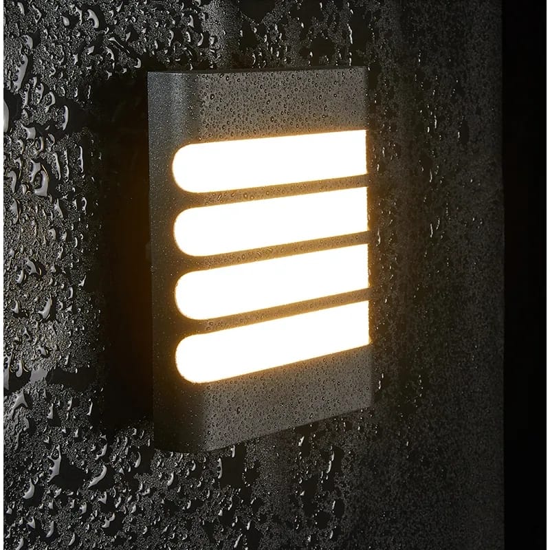 Modern Outdoor Waterproof IP65 Wall Lamp