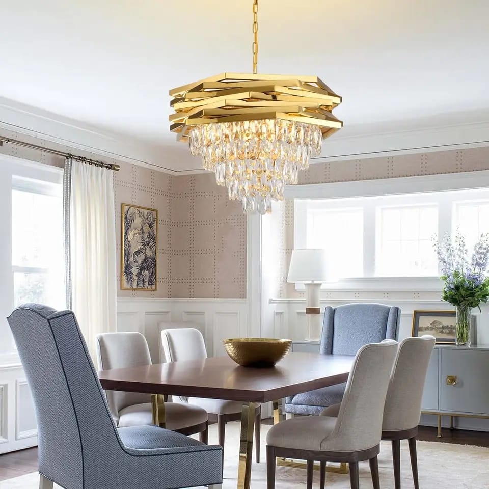 Artistic Designer Luxury Crystal Chandelier ( Size : 800mm Diameter with 7 Crystal Layers)