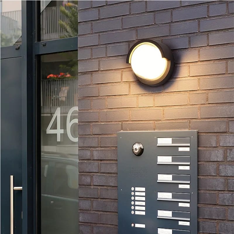 Modern Outdoor Waterproof IP65 Wall Lamp