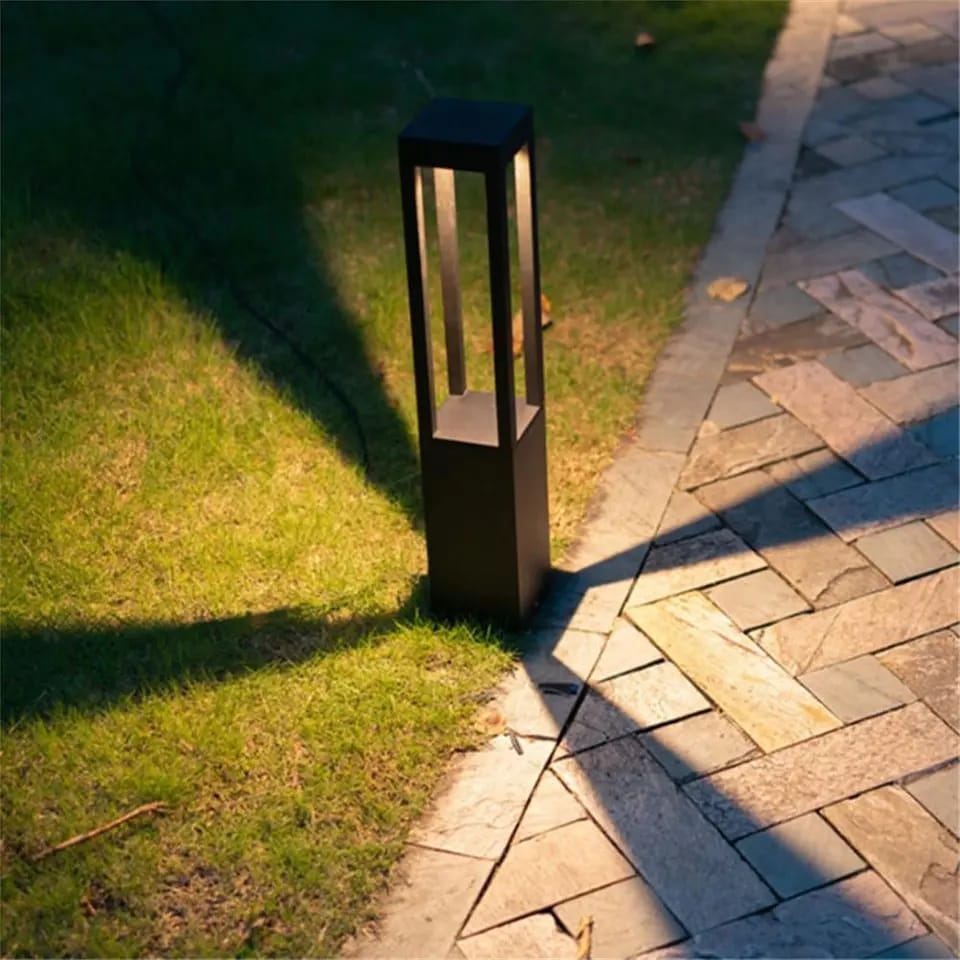 Modern Outdoor Waterproof IP65 Garden Lamp ( 2 Feet Height )